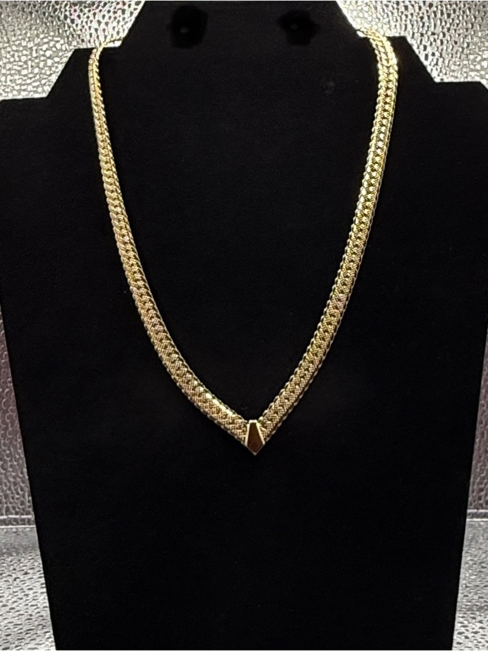 Gold V-Point Chain Necklace - Women Jewelry 16”